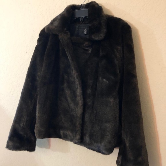 Faux Fur Jacket - Picture 2 of 14